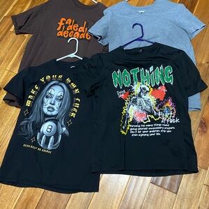 Set of 4 T-Shirts